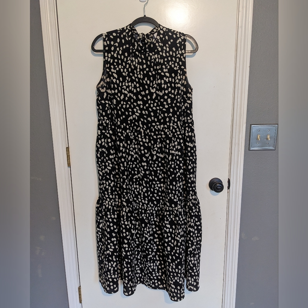 Carly Jean Los Angeles sleeveless midi dress